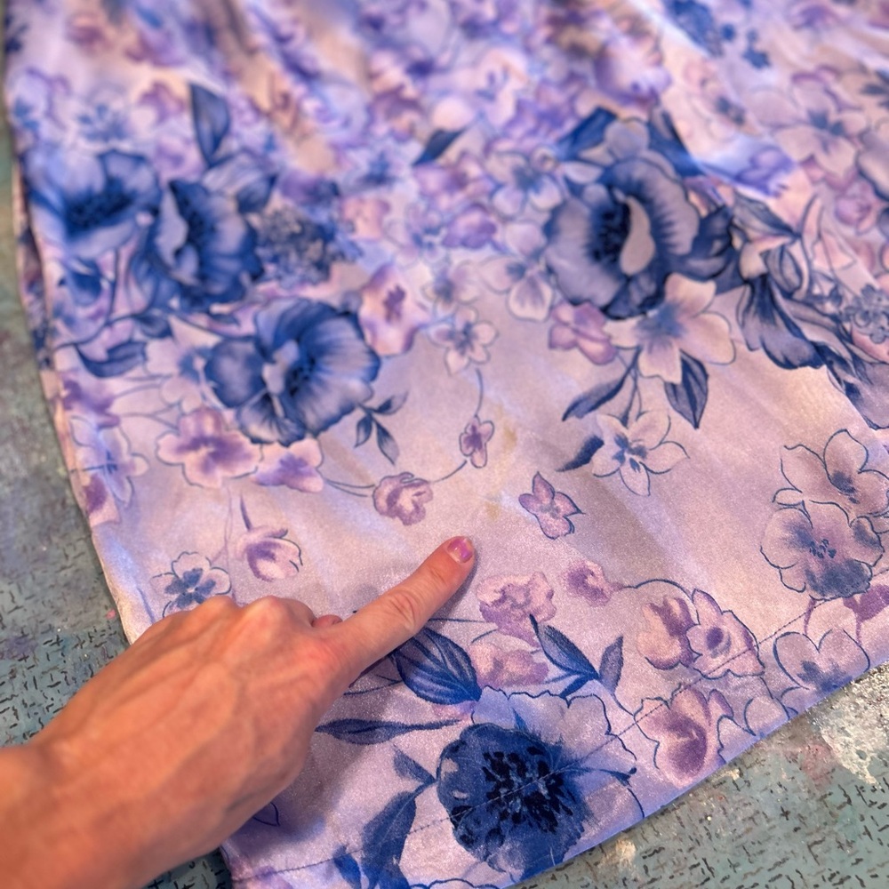 Lilac Floral Robe - Picture 9 of 10
